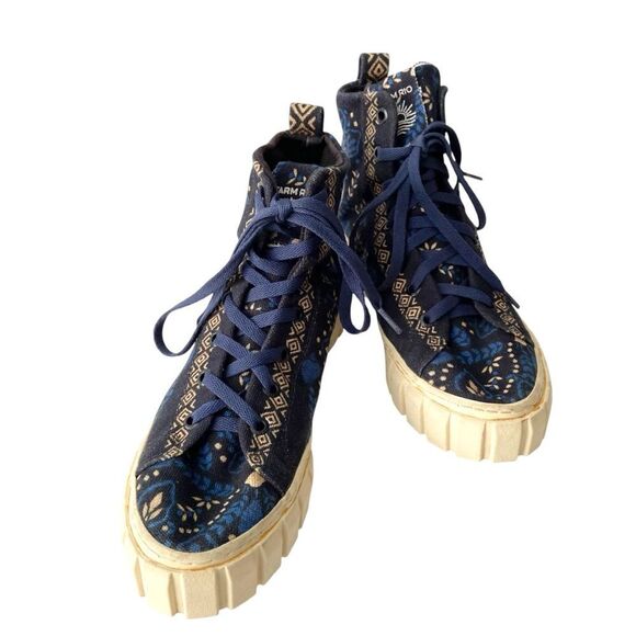Farm Rio Black and Blue Macaw Forest Flatform High Top Sneaker in Size EU 40 - Picture 3 of 11